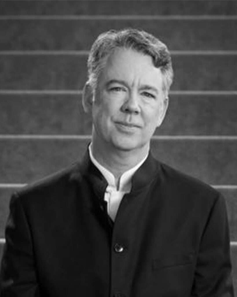 Conductor Scott Weiss